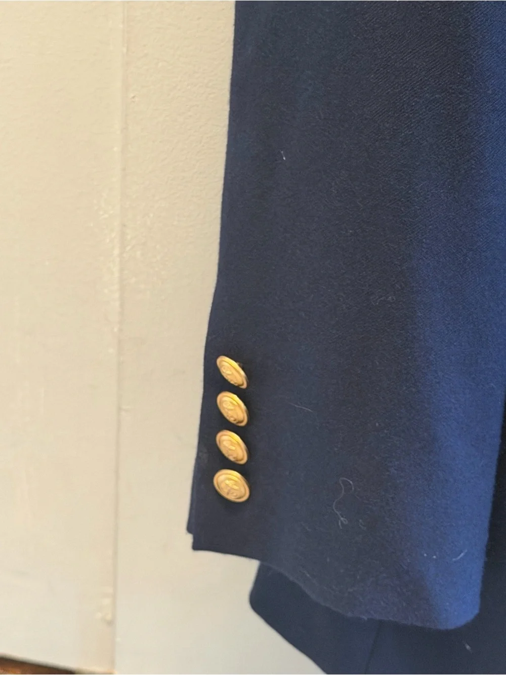 J. Crew Navy sport Blazer with Gold Buttons sz 40R
